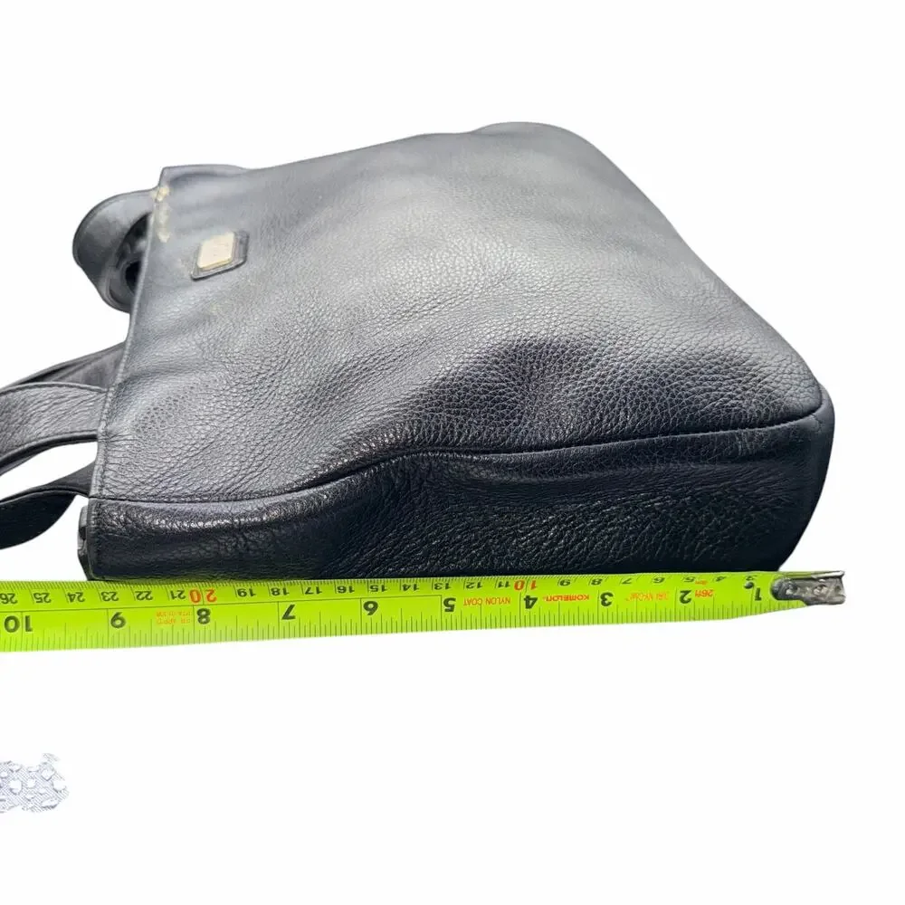 The Sak Black Pebbled Leather Shoulder Tote Bag Zip Top